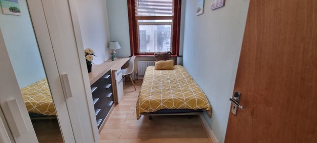 Single Room in Neasden Main Photo