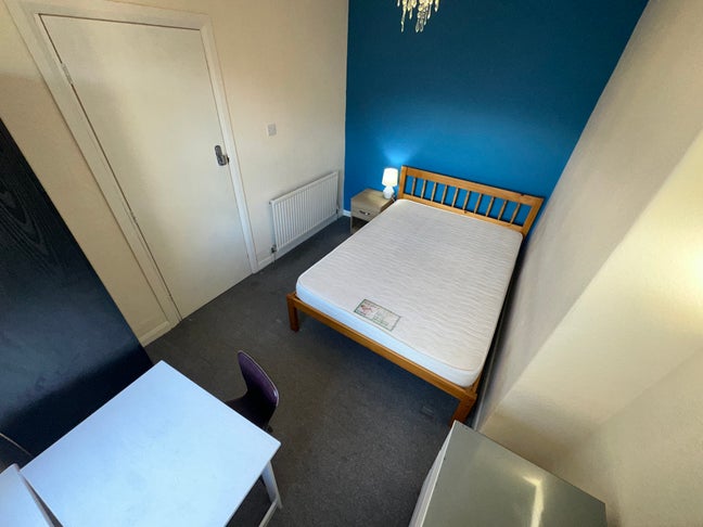 Great value and Clean, Safe, Secure: Main Photo