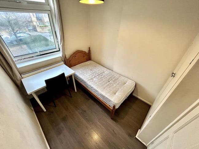 Nice Single Room in Bow, E3 - All Bills Included Main Photo