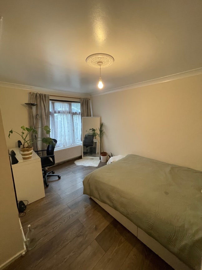 1 Double Room in Newly Refurbished Property   Main Photo