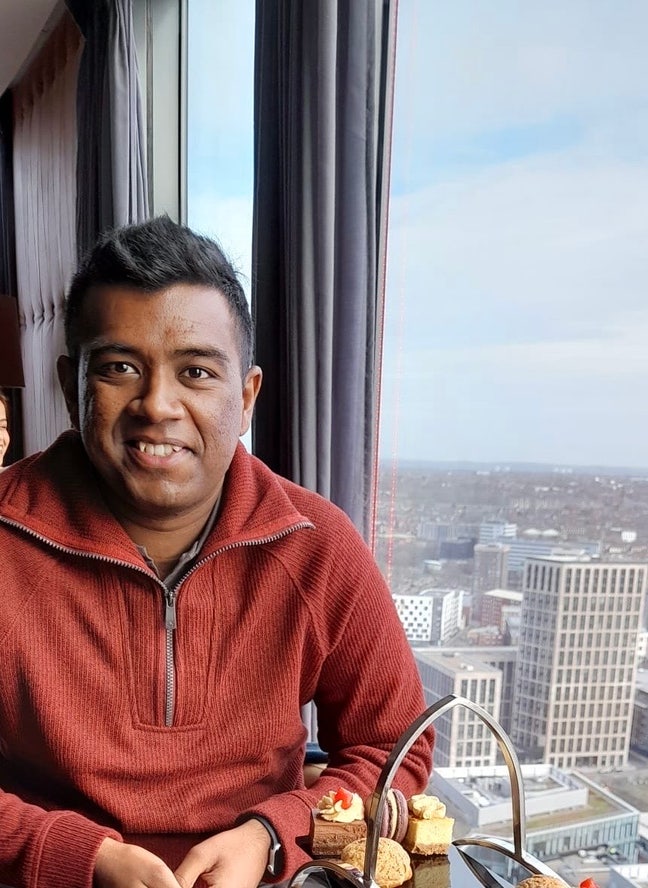 Professional guy seeking a room in the North West Main Photo