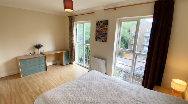 2 rooms in beautiful 6bed terraced house - now  Main Photo
