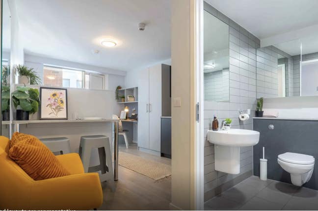 Modern Platinum Studio – IQ City London Main Photo