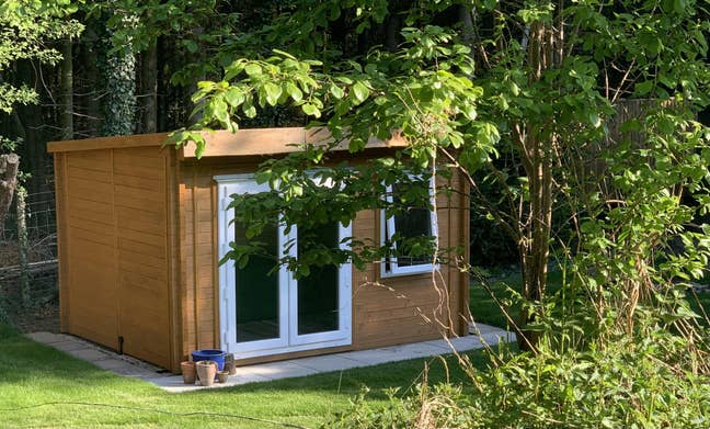 4 mini log cabins, share kitchen/ bath BILLS INCL Main Photo