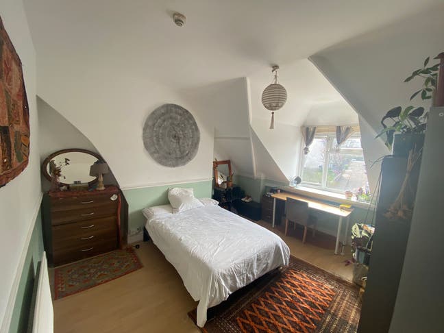 Rooms available in sociable Moseley houseshare Main Photo