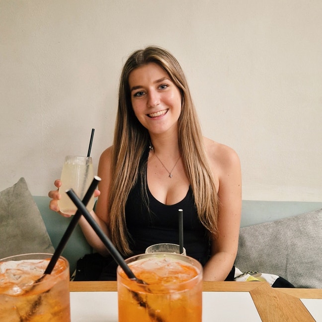 1 Bed / Studio in Bucks (approx £1000pcm) Main Photo