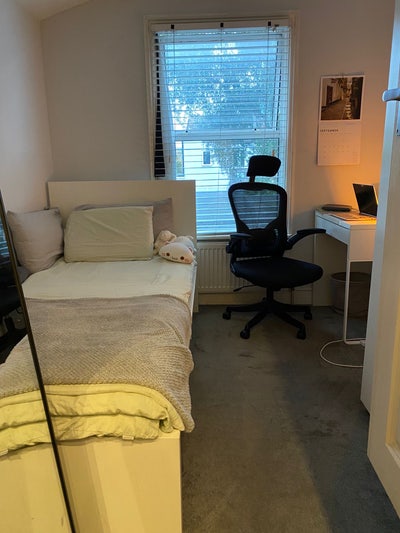 Room in Greenwich  Main Photo