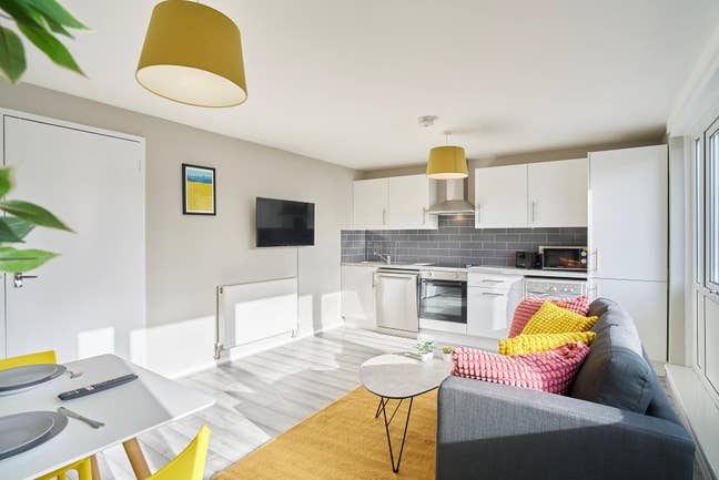 🆕 Landlord is looking for someone move in NOW! Main Photo