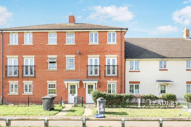 5 Rooms Available Hatfield Main Photo