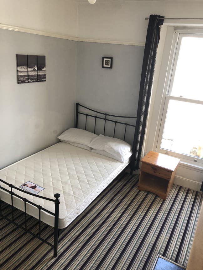 Single room to rent in Plymouth.  Main Photo
