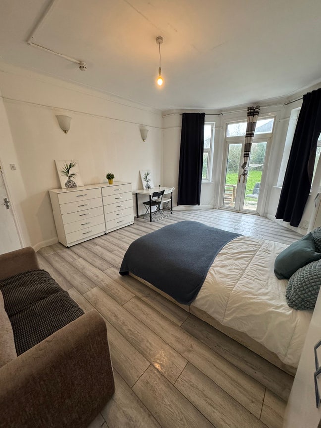 Huge Double in Wembley- Sudbury and Harrow Road Main Photo