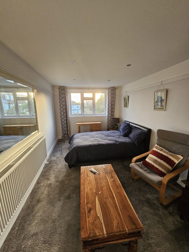 Spacious En-suite Room Streatham - Bills Included Main Photo
