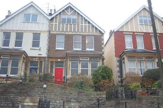 Single Room in 9-Person House 15min from UoB  Main Photo