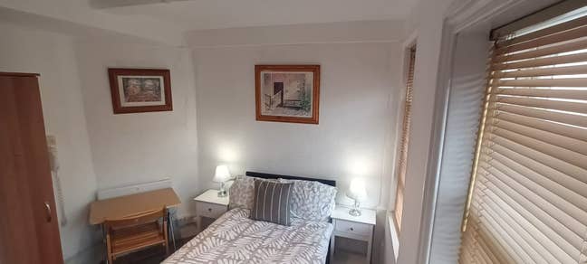 Single Room in Kensington | All bills included  Main Photo