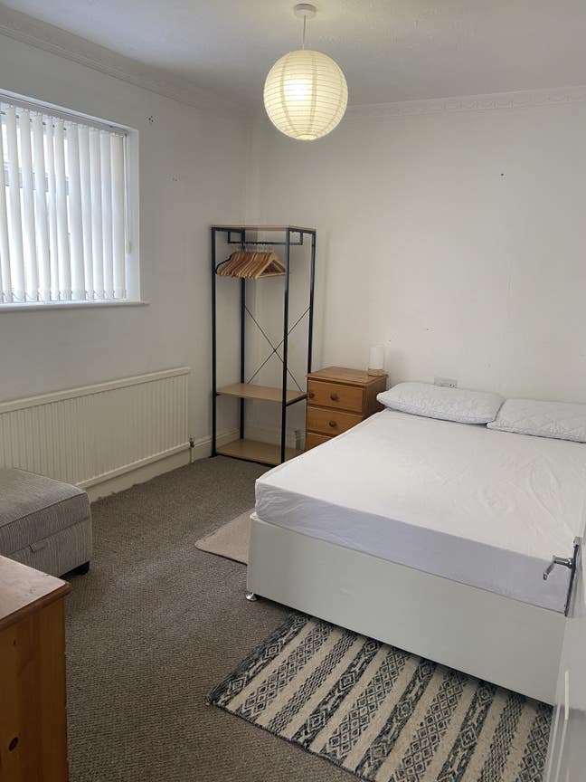 Double room in relaxed happy house  Main Photo