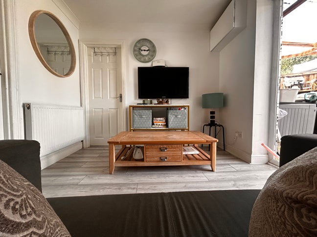1 fully furnished apartment to rent  Main Photo