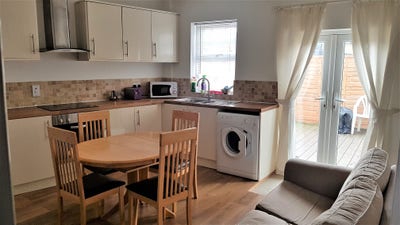 Furnished room in East Ipswich Main Photo