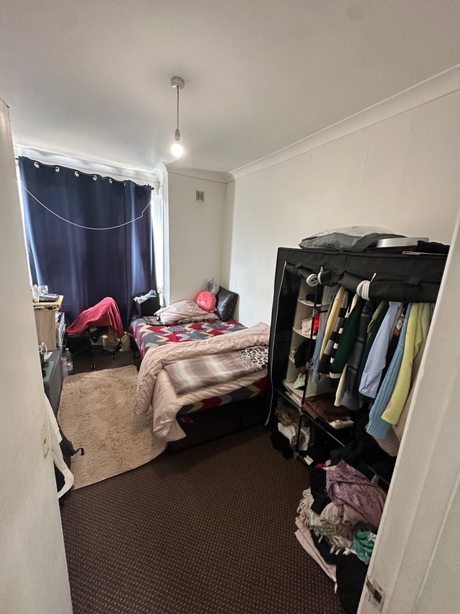 Single & Double room available  Main Photo