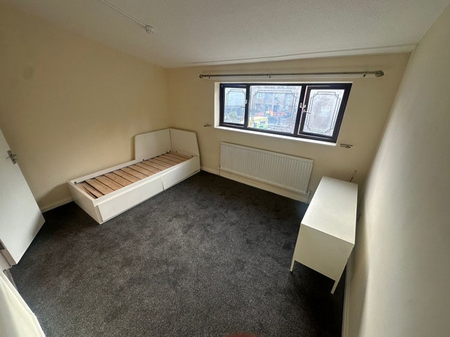 ✨ 3 En-Suite Rooms Available – Barking IG11 7PL  Main Photo