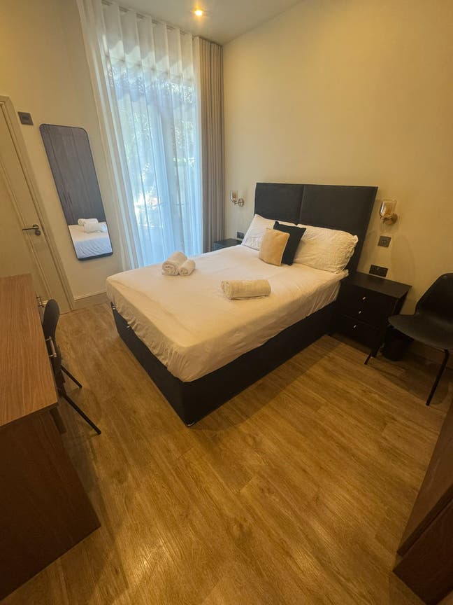 Spacious Double Ensuite Rooms in Watford WD17 Main Photo