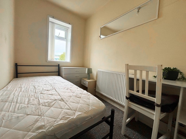 Brand New, Double Bedrooms In Centre of Failsworth Main Photo