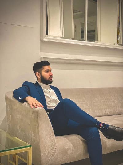 Looking for Flat/House Main Photo