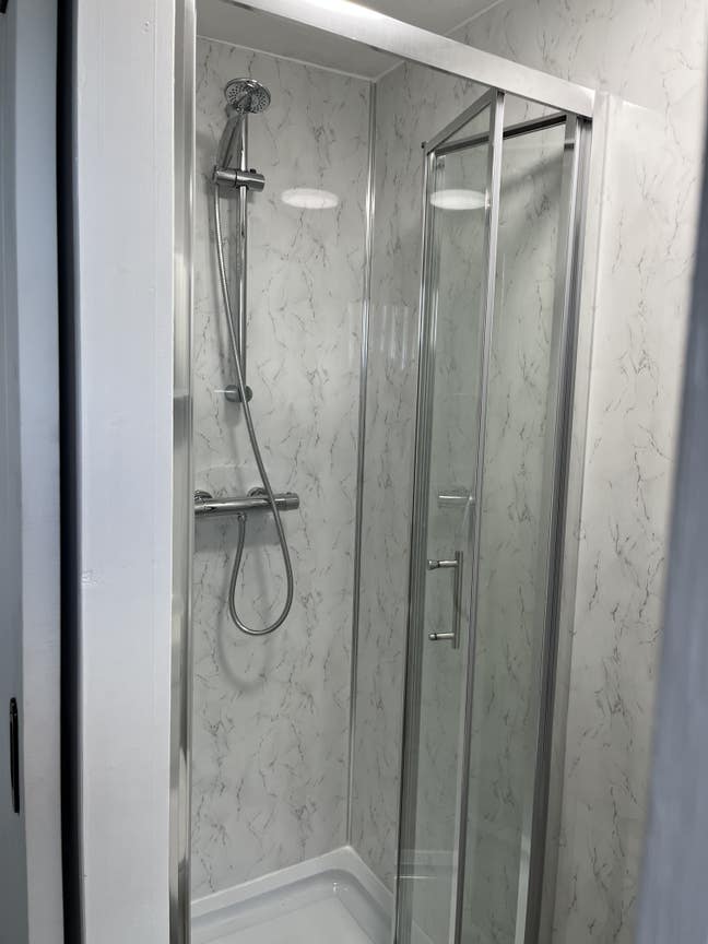 En-Suite Room For Rent Main Photo