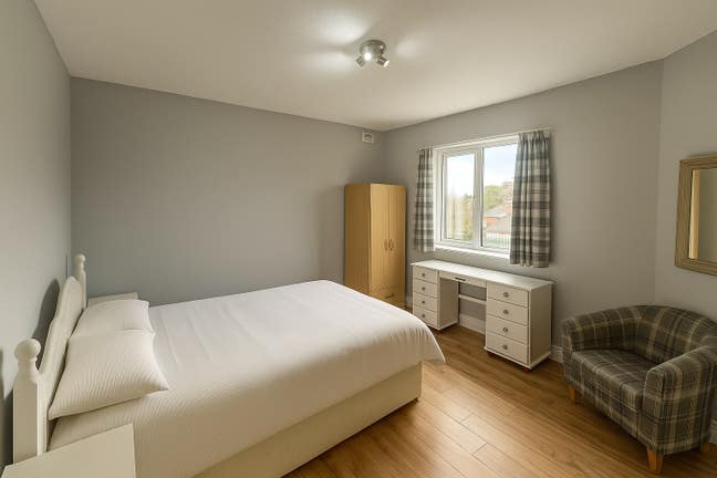 All-inclusive Double Room, Close to Town / Station Main Photo