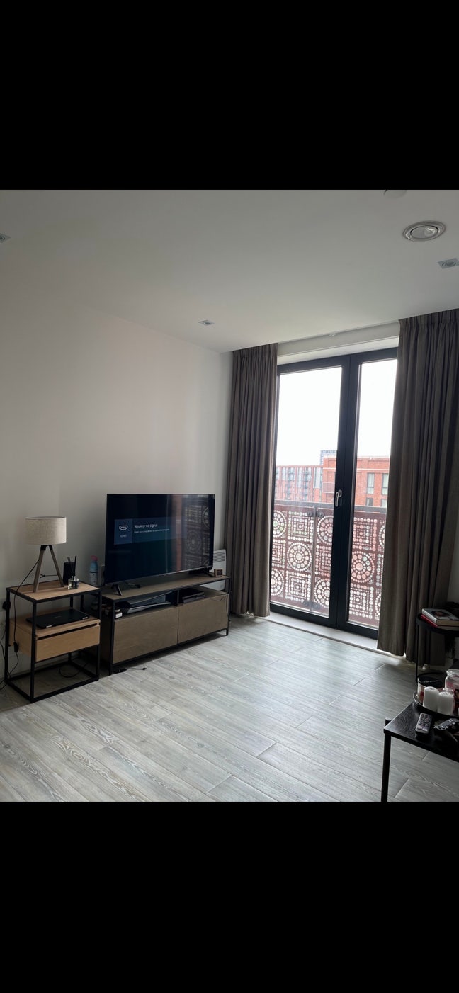 Need a new flatmate for Salford double room!! Main Photo
