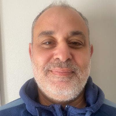 Professional Male seeks a double room Main Photo