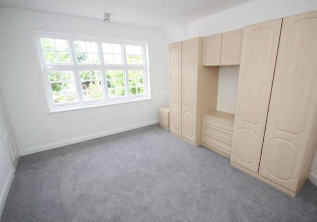 3 rooms to let in Orpington BR5 1JT  Main Photo