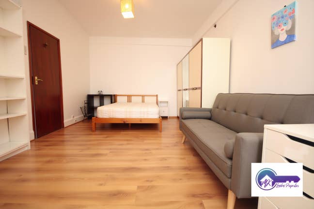 Studio Flat in East Finchley with Bills Included  Main Photo