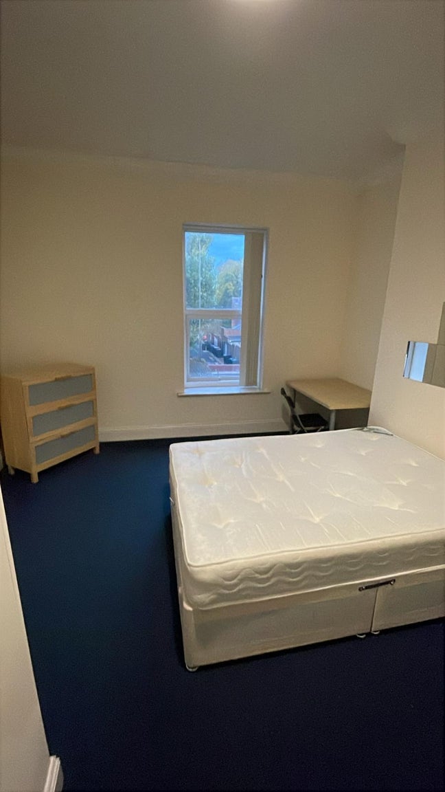 Tenancy takeover Jesmond  Main Photo