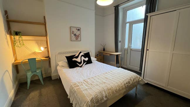 Room in city centre Main Photo