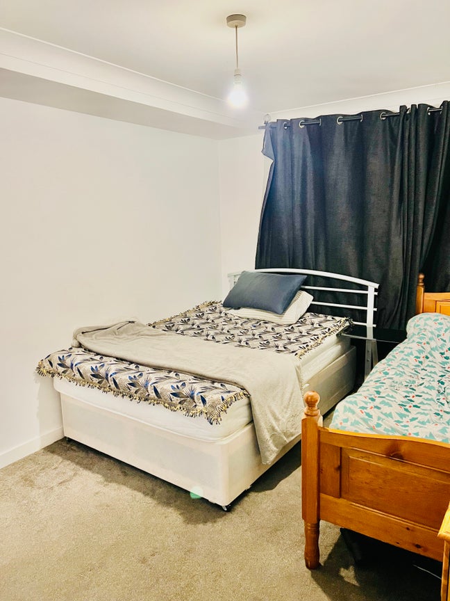 Bed Space Available Main Photo