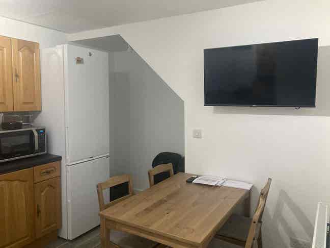 Cosy room close to Bermondsey station Main Photo