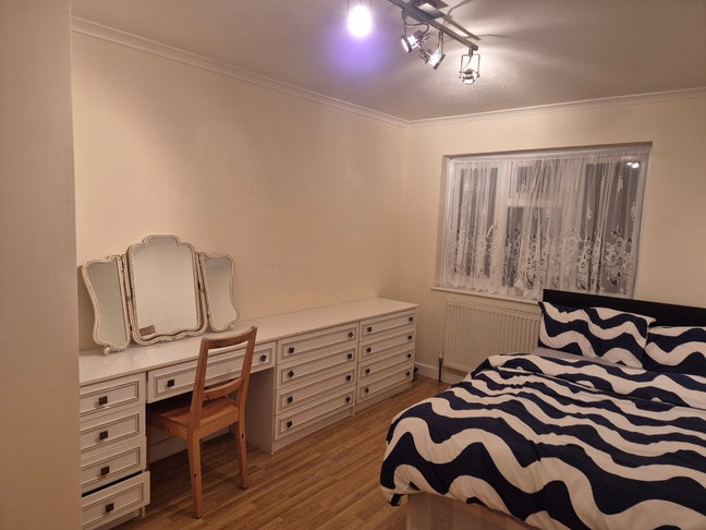 ✨ Bright Double Room – in Waltham C Main Photo