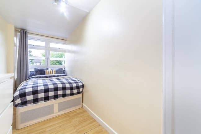 ⏬💸Budget Cozy Room in Prime Location Main Photo