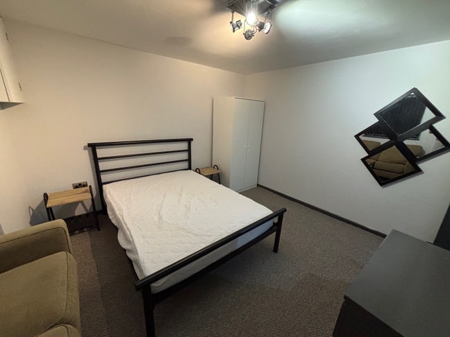 En-Suite Double Rooms near town centre Main Photo