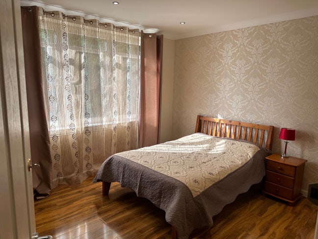 Double  rooms in EH12 7TA furnished & all bill inc Main Photo