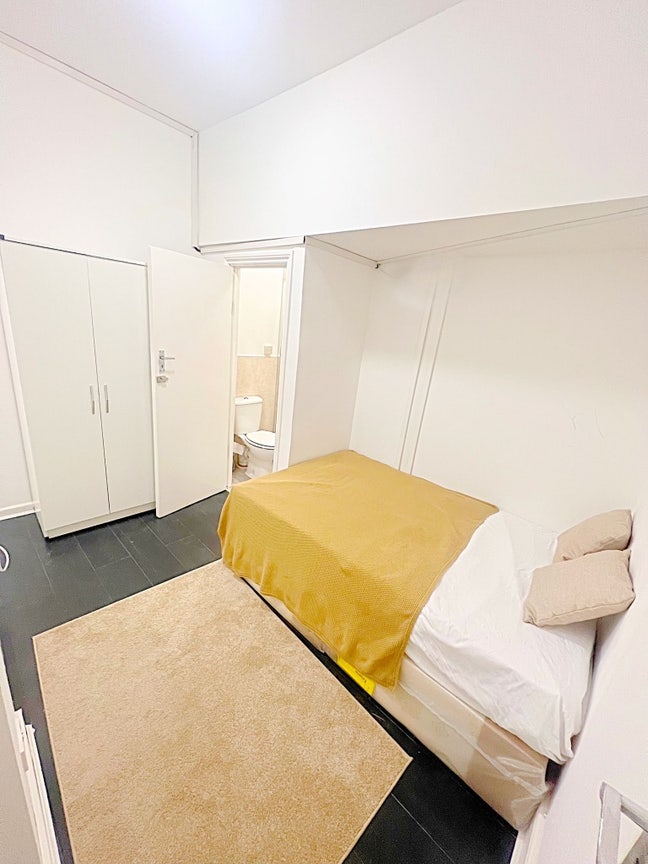 Fantastic and Cozy Studio Flat in Willesden Green  Main Photo