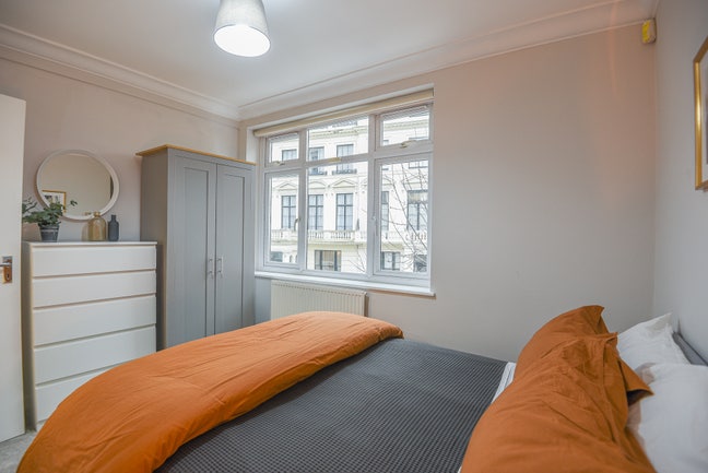 Two Stunning Rooms In Bayswater Main Photo