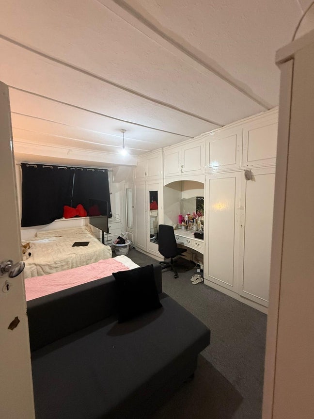 🛏️ Double Room to Let in- Golders Green  Main Photo