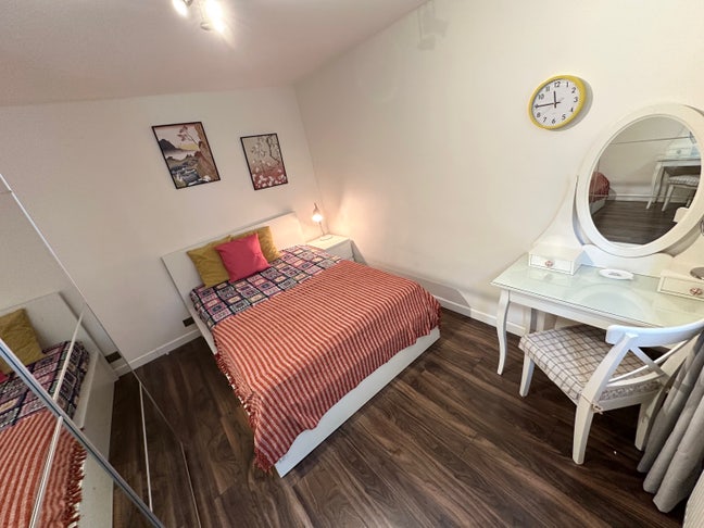 Availbale Today-Refurbished 1B1B-10Min Battersea P Main Photo
