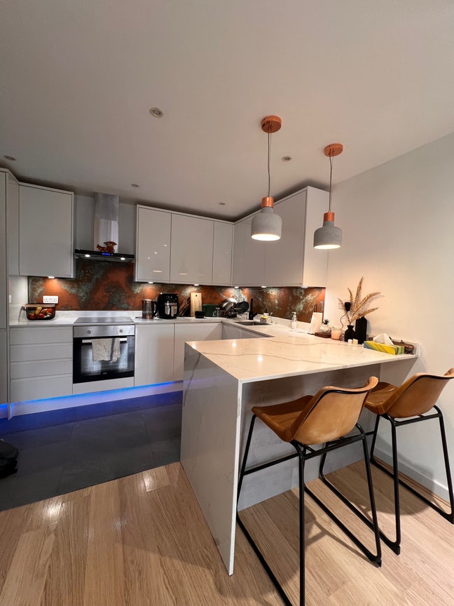 Luxury Double Room - Gated Community, INC Bills  Main Photo