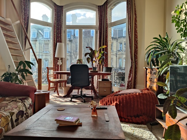 Victorian Studio in Hove October/November Sublet Main Photo