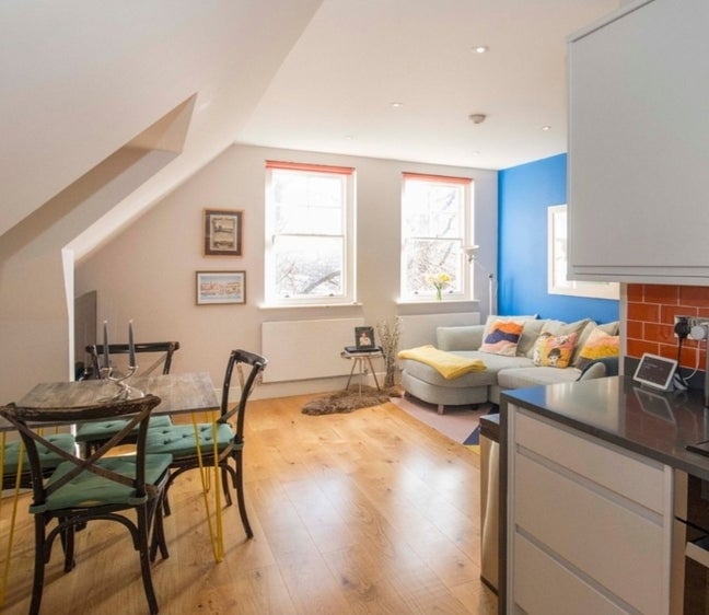 Room in Flat Opposite Norbiton Station Main Photo