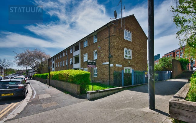 Spacious 2 Bed Apartment in Stratford E15 Main Photo