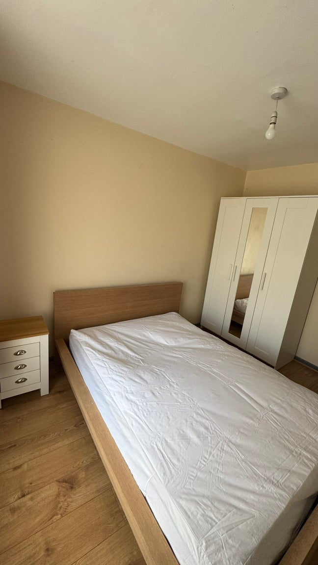 Double Bedroom to Rent in Woolwich Main Photo