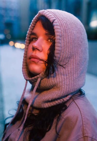 Hello! I am a 26 year old looking to move out... Main Photo